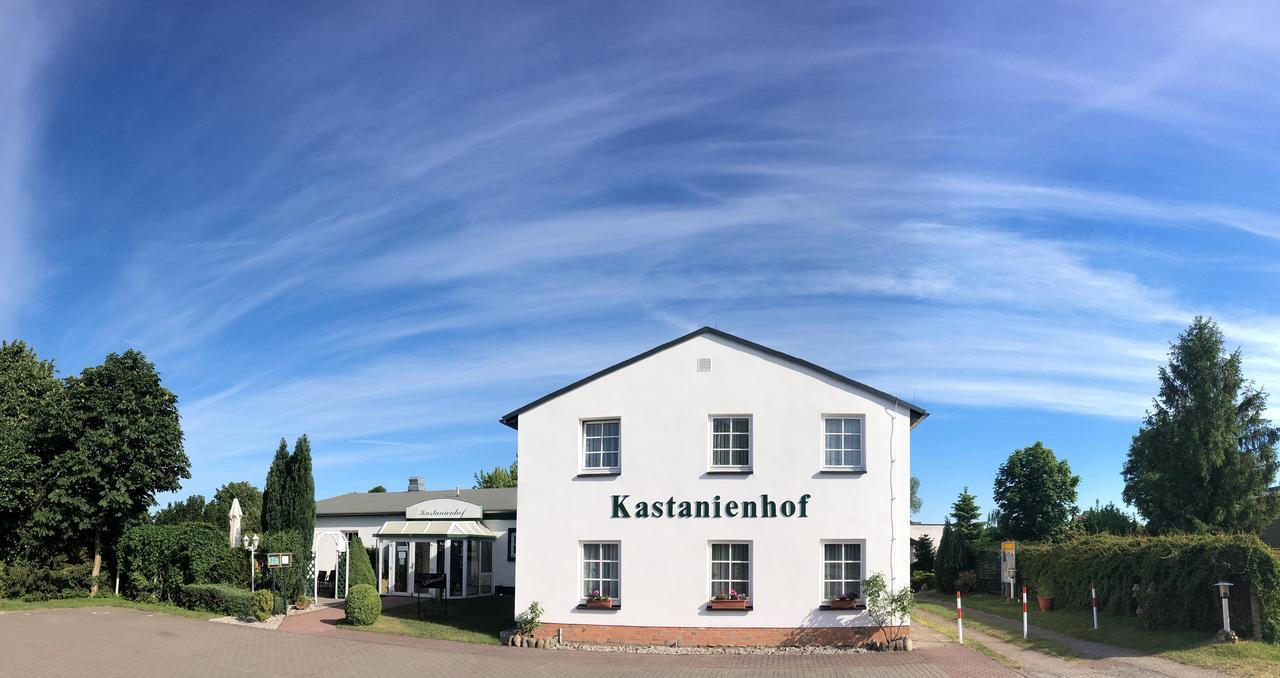 Kastanienhof Hotel Garni Zinnowitz Exterior foto